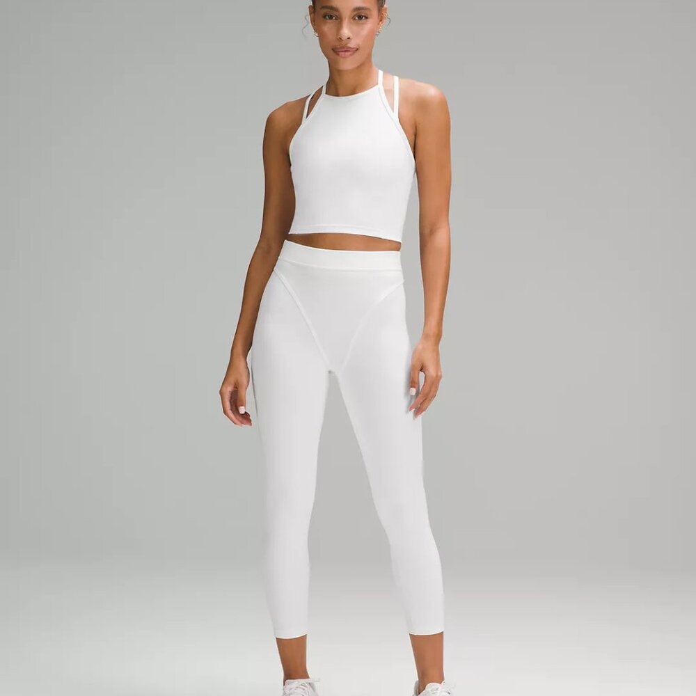 NWT: Wunder Train Aerobic High-Rise Tight 25" Twill Size 4
